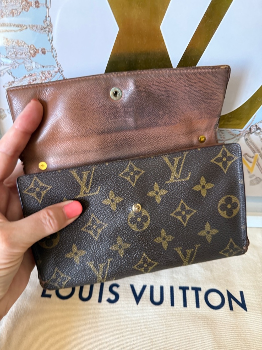 Louis Vuitton Vintage Monogram Long Wallet on Chain - Picture 5 of 14